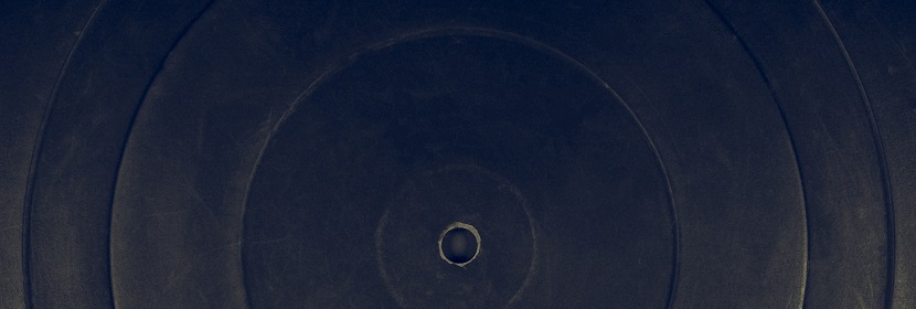 硬質(zhì)橡膠彎曲強(qiáng)度試驗